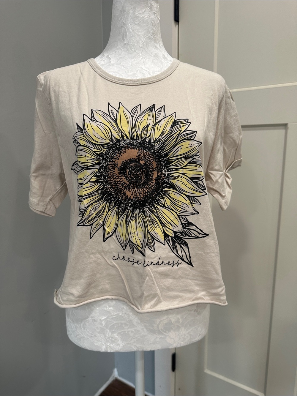 Altar'd State Cream Tee with Yellow Sunflower Graphic